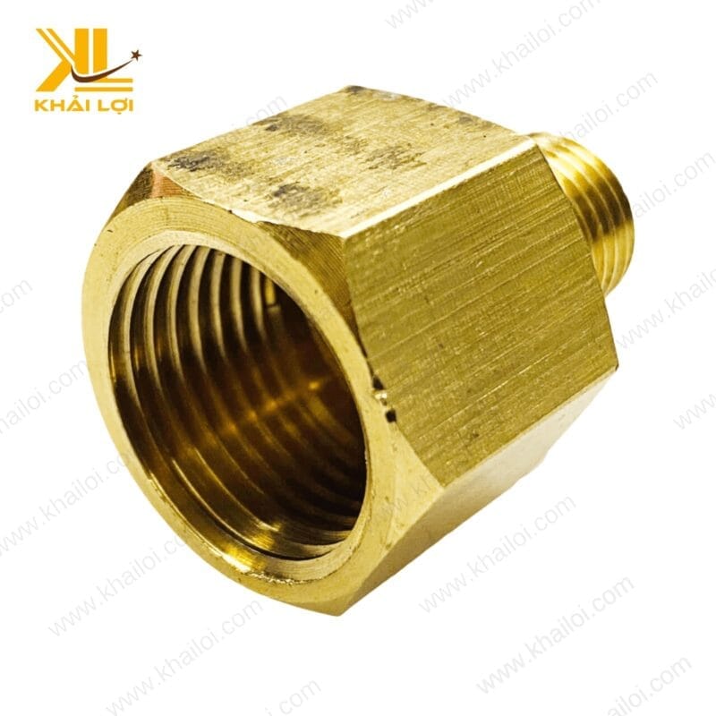 Hình ảnh sơ mi thau mỏng có màu vàng đồng đặc trưng, nổi bật và bền đẹp.