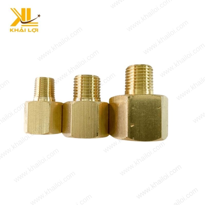 Cận cảnh sơ mi thau với bề mặt sáng bóng và ren sắc nét, đảm bảo độ bền cao.