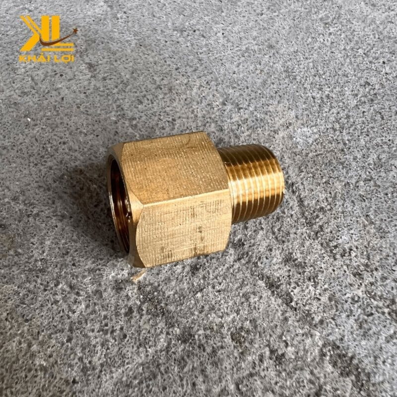 Sản phẩm sơ mi thau đặc biệt với kết nối ren trong – ngoài, đảm bảo độ bền cao.