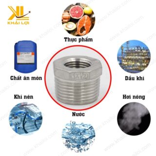 Hình ảnh sản phẩm cà rá inox 304 trong môi trường lắp đặt hệ thống ống dẫn chuyên nghiệp.