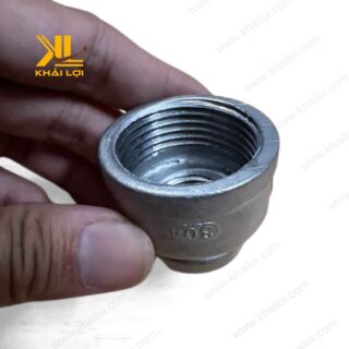 Cận cảnh bầu giảm inox 304 với chất liệu thép không gỉ, đảm bảo độ bền vượt trội.