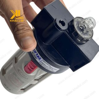 Ảnh chi tiết thiết kế ngõ ra dầu của Bình Bôi Trơn Dầu Khí Nén AIRTAC BL.