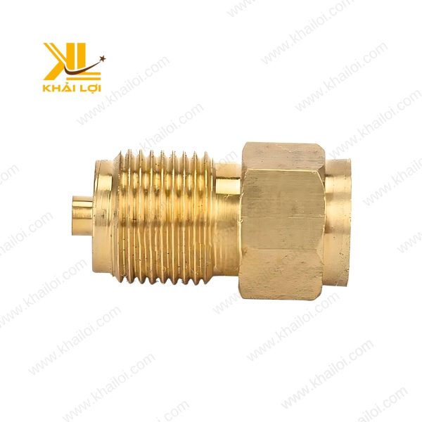 Thiết kế hình lục giác của cà rá thau giúp siết chặt dễ dàng.