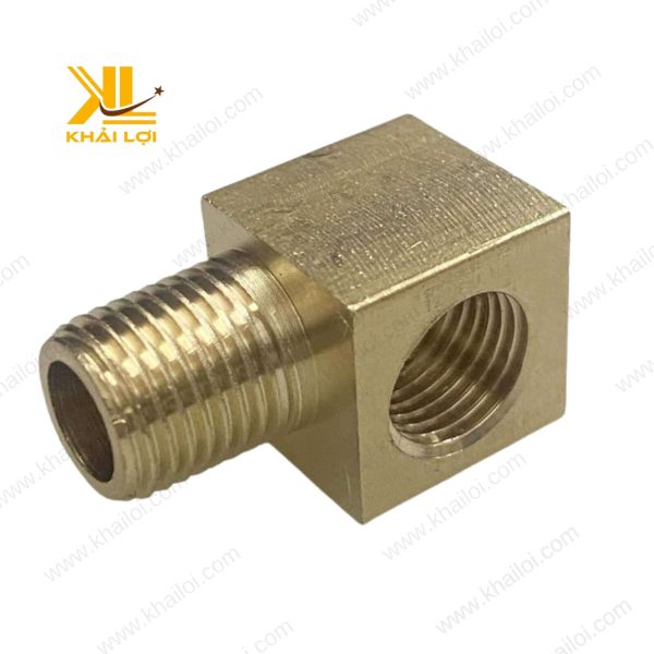 Co điếu đồng thau 90 độ với một đầu ren trong và một đầu ren ngoài.