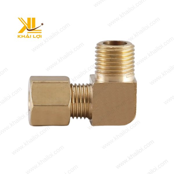 Cận cảnh đầu ren ngoài sắc nét của co siết cam thau.
