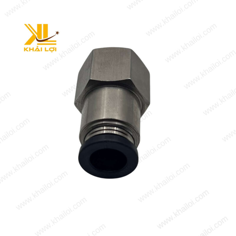 Cận cảnh đầu nối khí nén AIRTAC PCF chất liệu đồng thau mạ Niken.