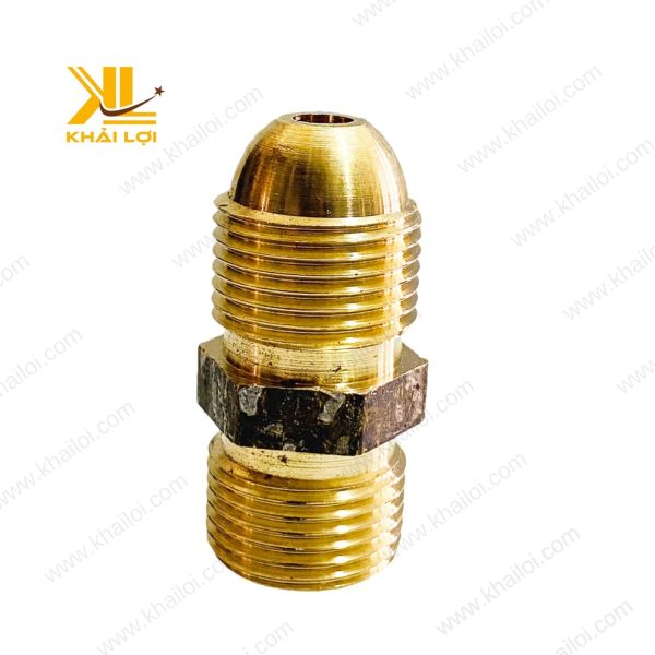Cận cảnh so sánh hai đầu ren ngoài kích thước 23mm và 22mm trên cùng một khớp nối.