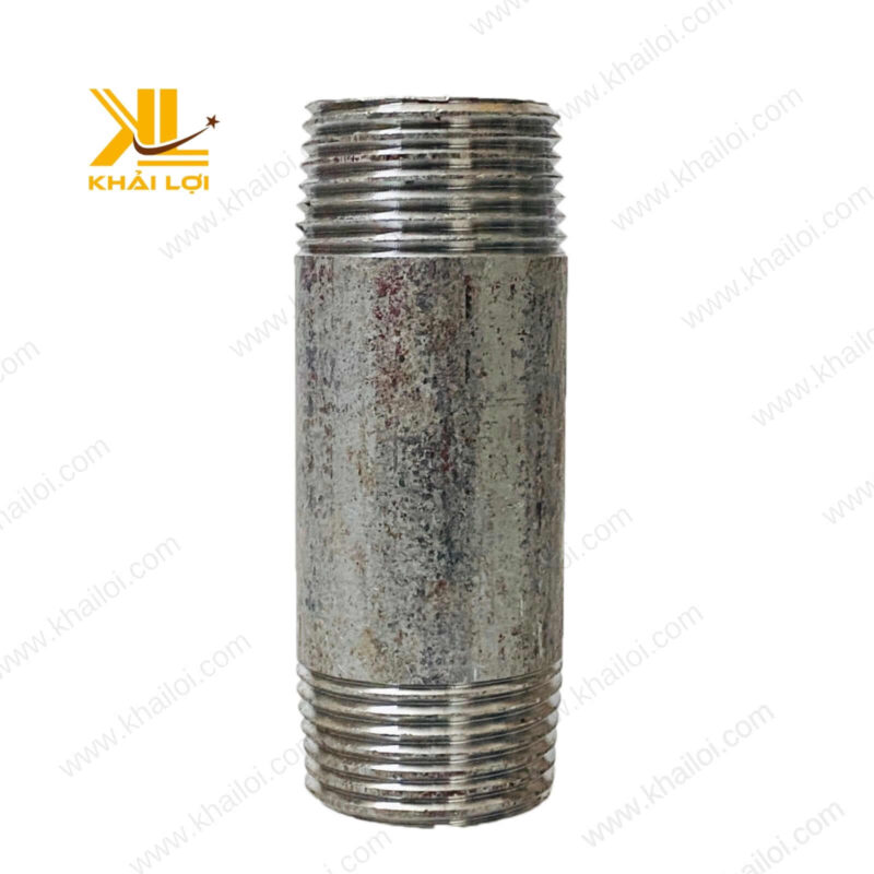 Cận cảnh mối nối ren chắc chắn của sản phẩm ống ren hai đầu.