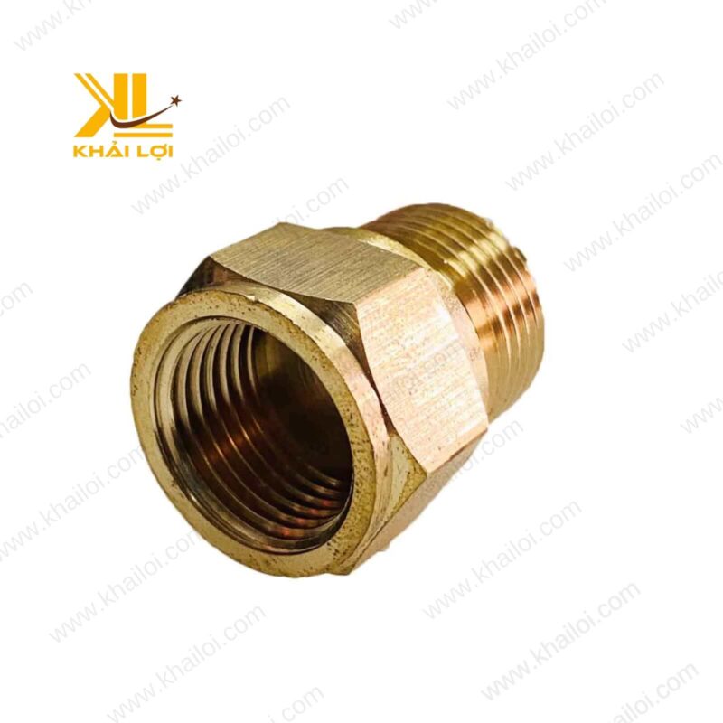 Rắc co Tiệp Khắc ren trong 22 x ren ngoài 23 lắp đặt trong hệ thống đường ống công nghiệp.