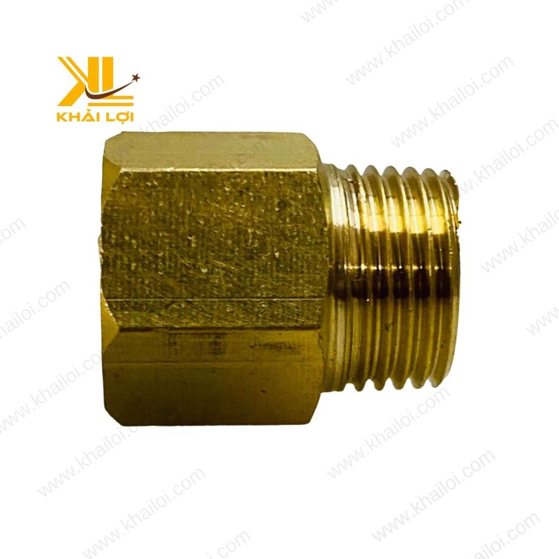 Hình ảnh trước và sau khi lắp đặt sơ mi thau, cho thấy sự gọn gàng và chuyên nghiệp của mối nối.