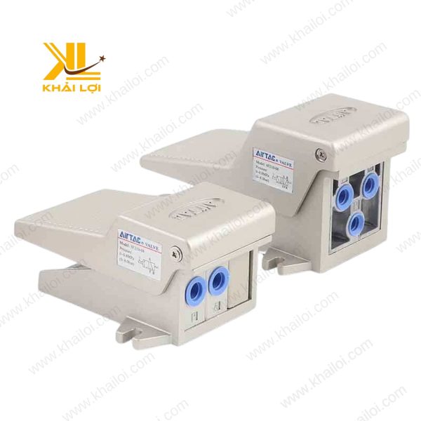 Hình ảnh Van Đạp Chân Khí Nén Airtac 4F kết nối khí nén.