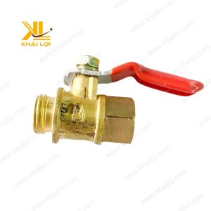 Thiết kế ren trong - ren ngoài linh hoạt của van khóa nước.