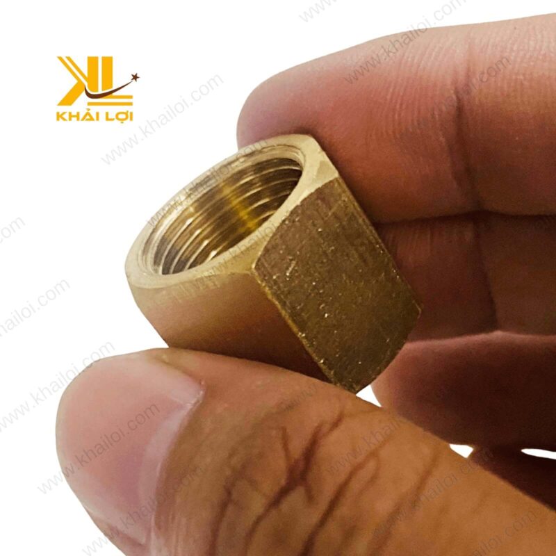 Sản phẩm bít ren trong đồng thau đáp ứng tiêu chuẩn công nghiệp.