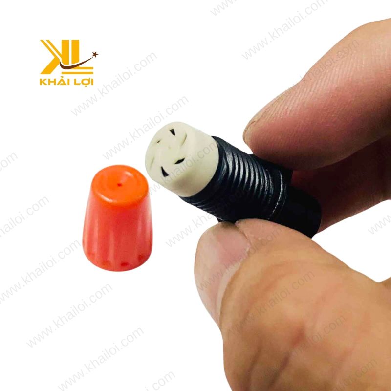 Béc Nhựa Tưới Cây van điều chỉnh.