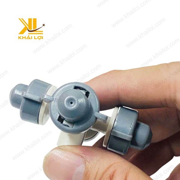Chất liệu PP của béc nhựa xám cánh bướm.