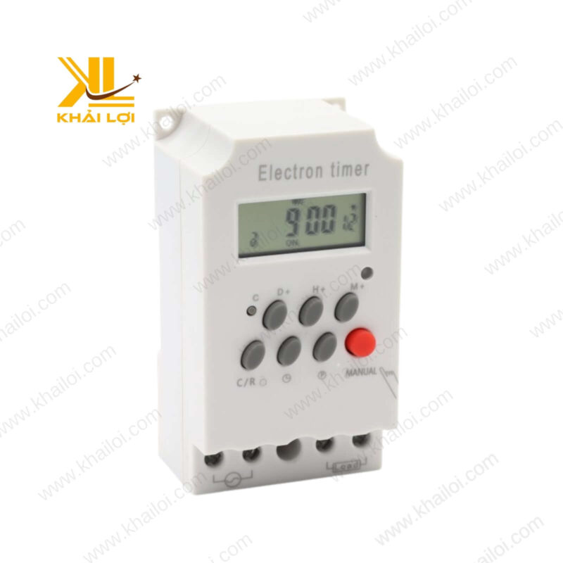 Cận cảnh các nút lập trình bộ timer điện tử tại Khải Lợi.