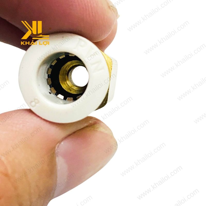 Đế Phun Sương Đồng Cuối Đáy Ren M5 làm từ đồng thau.