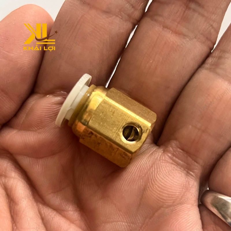 Đế Phun Sương Đồng Cuối Hong 1 Lỗ chống oxi hóa.