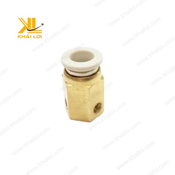 Béc phun sương đồng thau vàng với 3 béc phun.