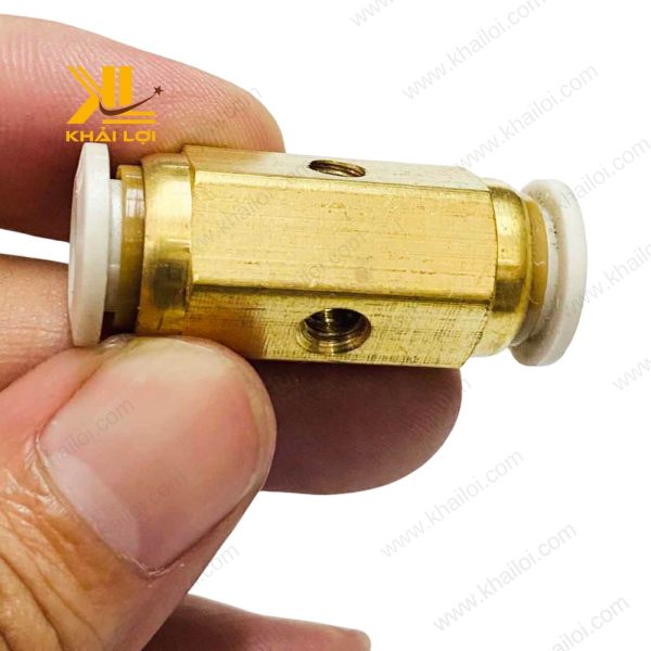 Thiết kế 2 hướng phun của đế phun sương đồng giữa.