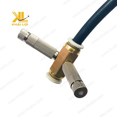 Đế phun sương đồng trong hệ thống làm mát quán bia.