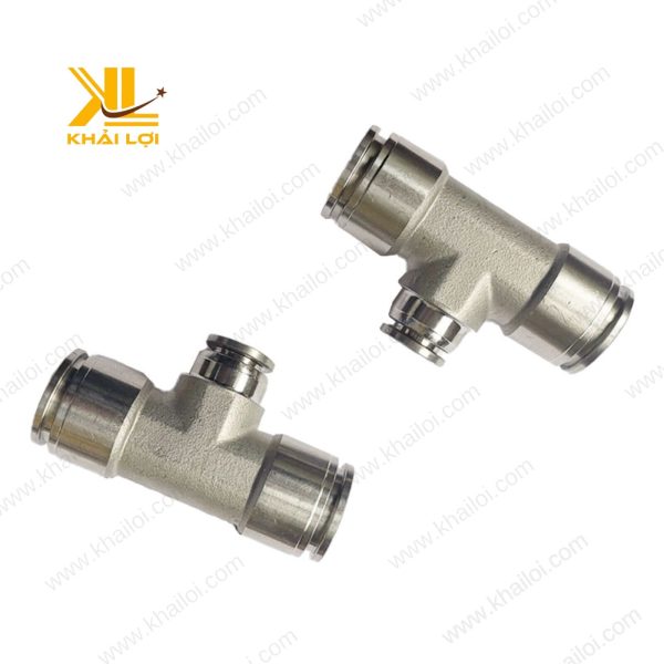 Hình ảnh thực tế ngã ba giảm đang kết nối ba đường ống khí nén.
