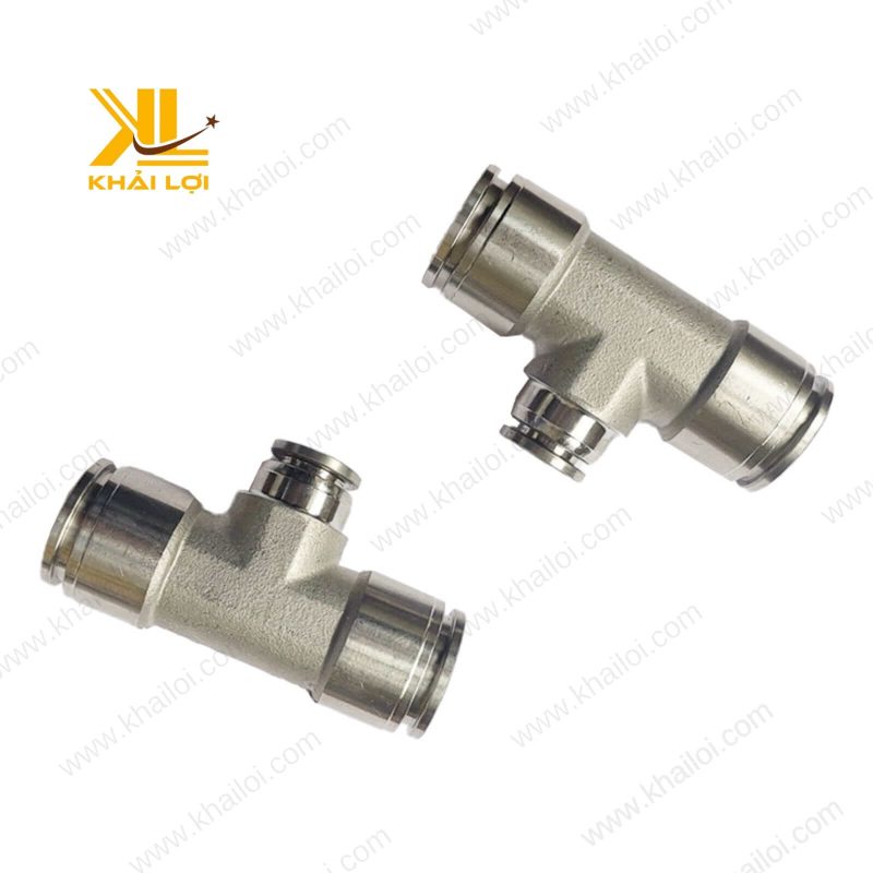 Hình ảnh thực tế ngã ba giảm đang kết nối ba đường ống khí nén.