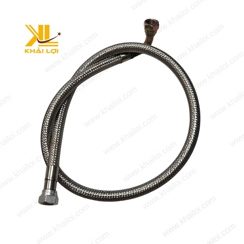 Sự kết hợp linh hoạt giữa đầu nối thẳng và cong trên cùng một sản phẩm ống mềm.