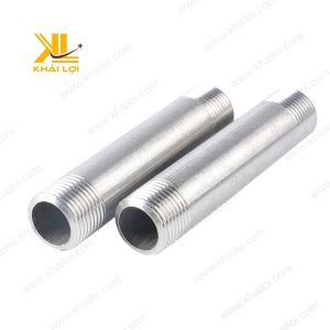 Ống inox gia công với bề mặt bóng gương sang trọng.