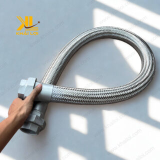 Đầu nối ren ngoài bằng thép trên ống inox mềm đầu sắt Khải Lợi