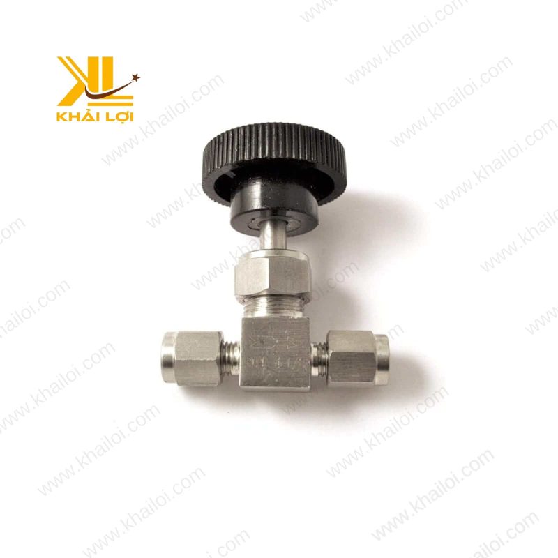 Thân van inox 304 nguyên khối, đảm bảo độ bền và chống ăn mòn.