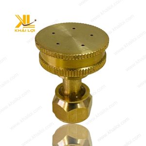 Béc phun sương thau 5 lỗ, màu vàng đồng, nhìn từ trên xuống, dễ dàng kết nối với hệ thống ống nước.