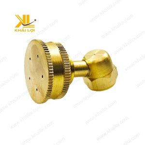 Béc phun sương 5 lỗ thau với độ bền cao, thiết kế phù hợp cho các công trình nông nghiệp.