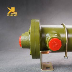 Sơ đồ nguyên lý hoạt động của bộ giải nhiệt nước, minh họa dòng dầu và dòng nước.