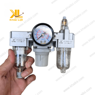 Bộ Lọc Ba Khí Nén STNC với ba phần lọc riêng biệt, đảm bảo loại bỏ tạp chất trong hệ thống khí nén.
