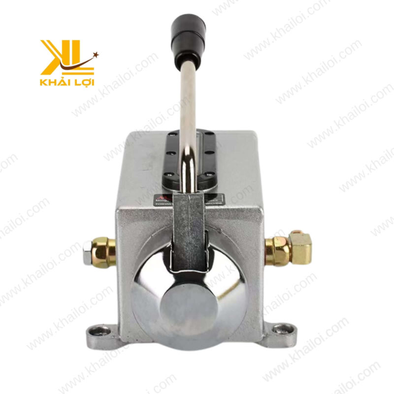 Bơm tay dầu bôi trơn với đầu bơm chất lượng cao, chống rò rỉ hiệu quả.