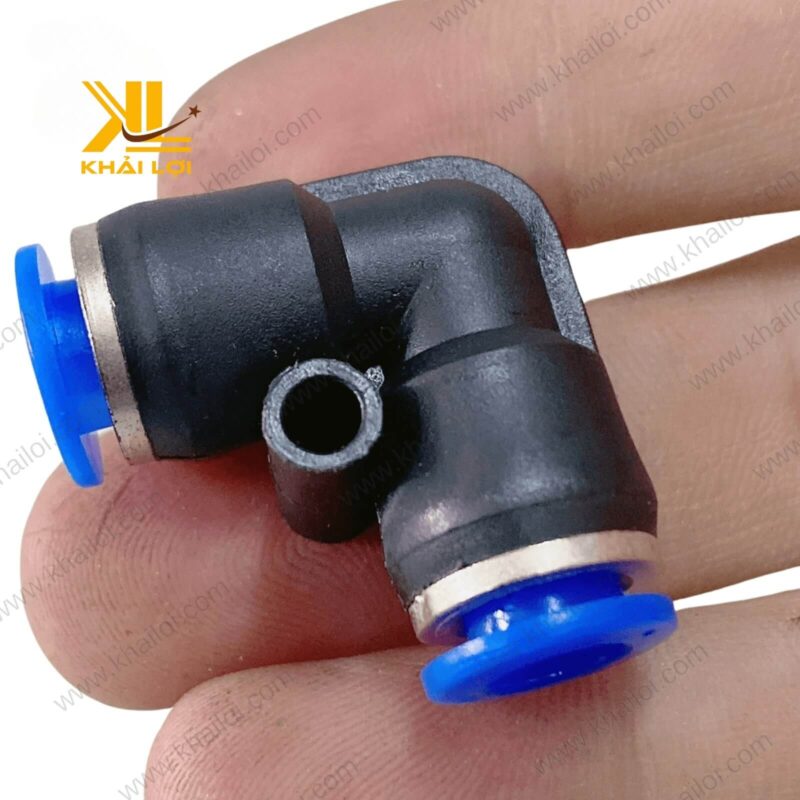 Cận cảnh Co Nối 2 Đầu Ống Khí Nén PV trên nền trắng, làm nổi bật chi tiết vật liệu và cấu trúc nối.