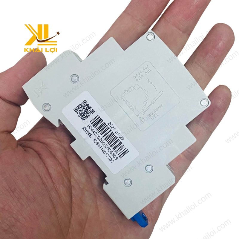 Công tắc tơ tép với thiết kế nhỏ gọn và cấu tạo chắc chắn