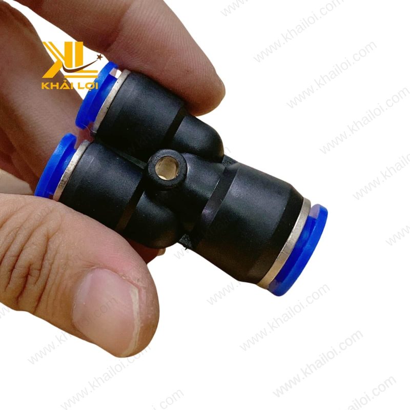 Ứng dụng đầu nối PYW trong dây chuyền sản xuất linh kiện.