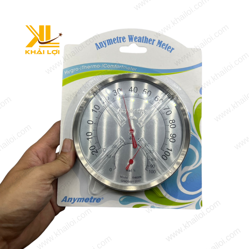 Đồng hồ đo nhiệt độ độ ẩm TH600B được chụp trong môi trường sử dụng thực tế.