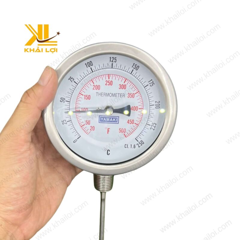 Thiết kế chân đứng của đồng hồ nhiệt độ Yamaki cho độ ổn định cao