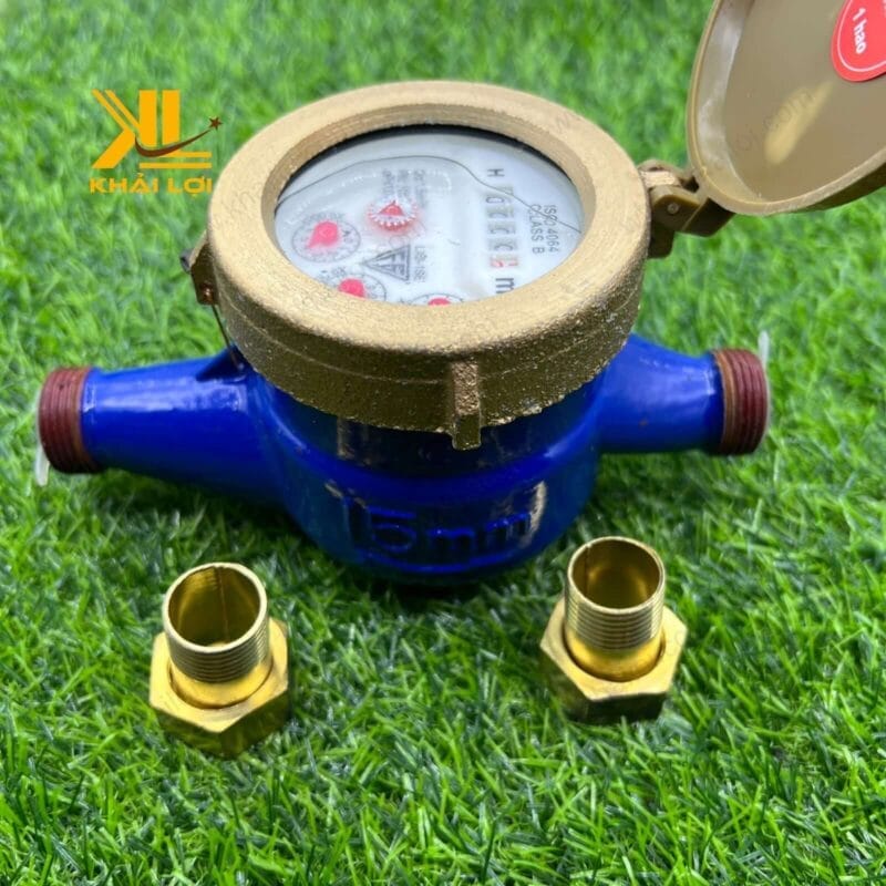 Đồng hồ nước với thiết kế mặt số rõ ràng và vỏ ngoài bền chắc