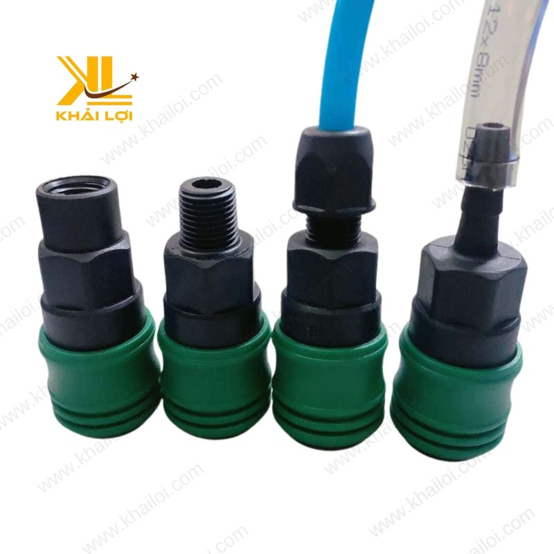 Khớp nối nhanh khí nén nhựa với đầu nối tiêu chuẩn và độ kín khí cao.