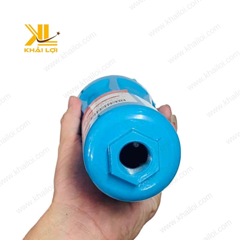 Cận cảnh bề mặt sản phẩm Lọc khí lớn nguồn máy khí nén, các chi tiết sắc nét.