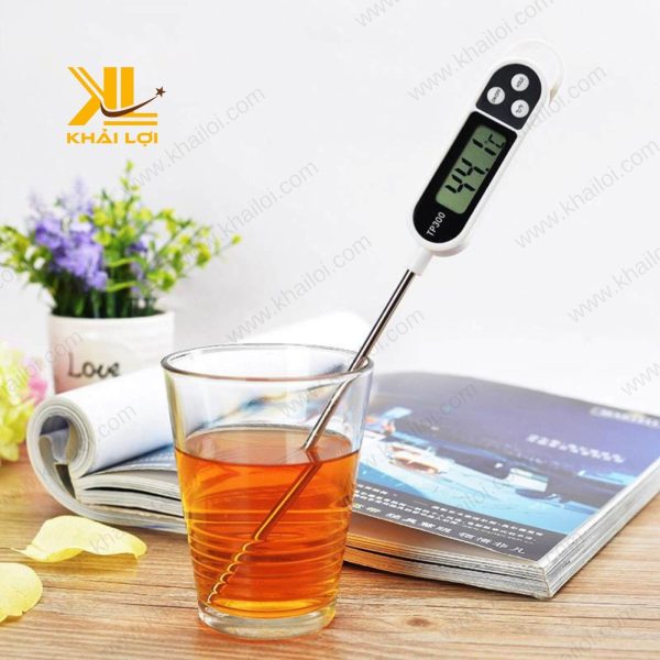 Màn hình hiển thị của nhiệt kế TP300 cho kết quả đo chính xác và dễ đọc.