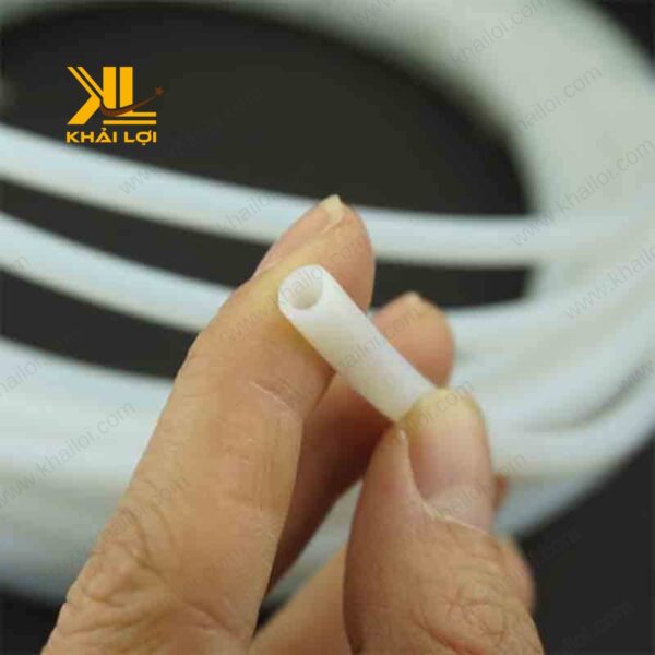 Ống PTFE Teflon của Vật tư công nghiệp Khải Lợi có khả năng chịu nhiệt cao.