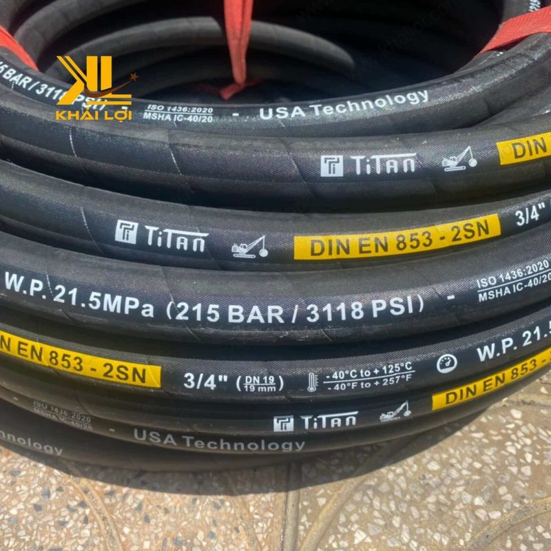 Ống thủy lực Titan là giải pháp truyền tải năng lượng hiệu quả cho ngành nông nghiệp.