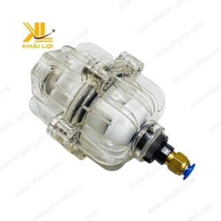 Cận cảnh van xả tự động của phao nước VR, đảm bảo hoạt động chính xác.