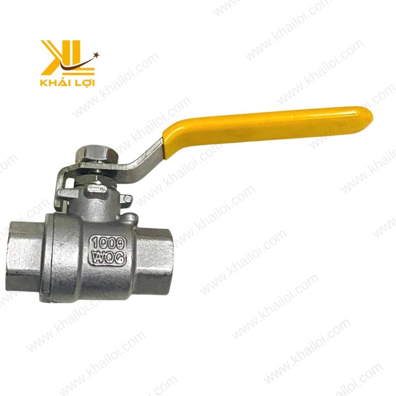 Góc nhìn trực diện van với thiết kế 2 ngã ren trong.