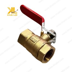 Van bi đồng ITALIA chụp trên nền trắng, làm nổi bật màu sắc vàng đồng sang trọng.